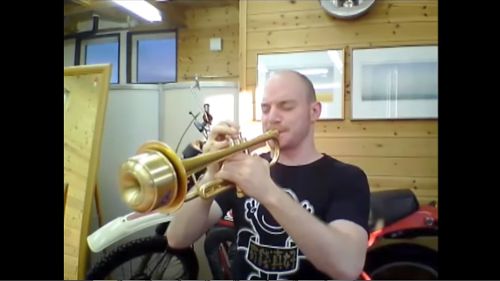 Adam Rapa using BESTBRASS wah-wah & Cool Jazz mute